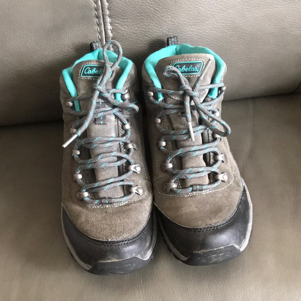 Cabela’s hiking boots women’s size 7